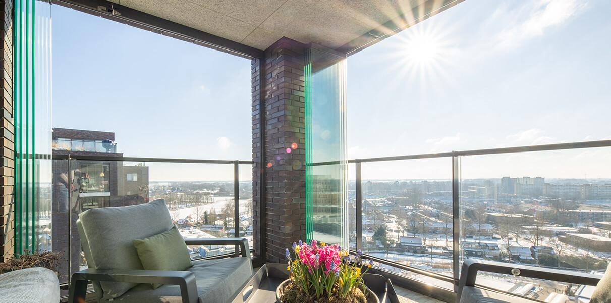 balkon-verdiepingshoge-beglazing-volledig-vrij-uitzicht-metalura